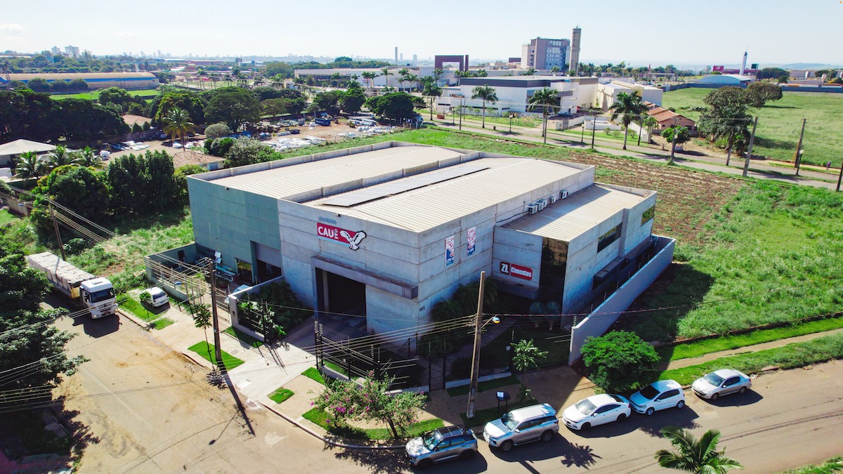Vista aérea da sede da ZL Cimentos em Maringá